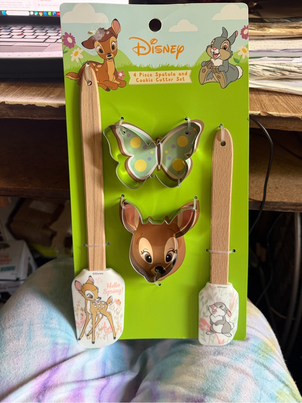 Disney Bambi 4-Piece Spatula and Cookie Cutter Set - Green